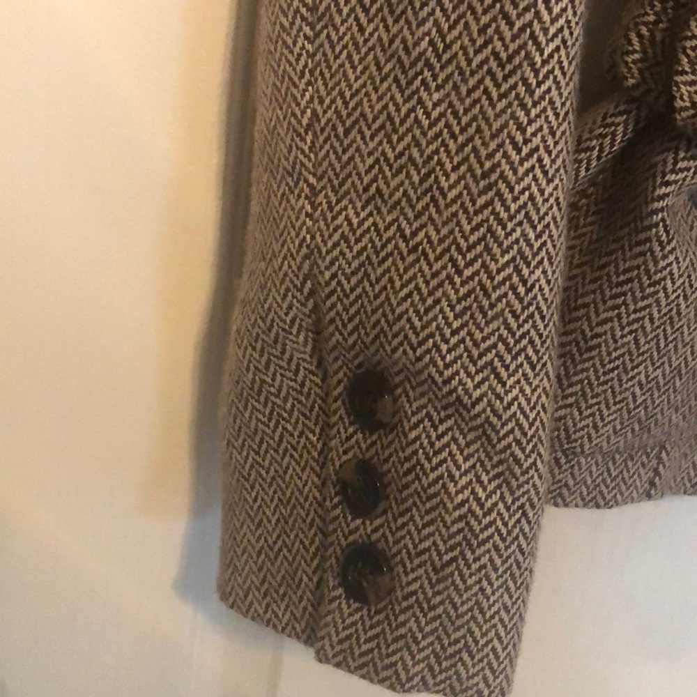 Tweed jacket. - Picture 6 of 6
